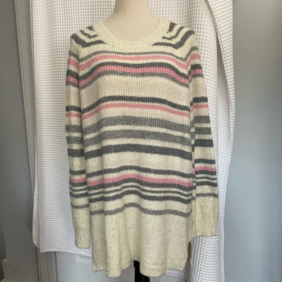 ISABEL MATERNITY Cream sweater with gray and pink stripes and sparkles. Size XL. - Picture 1 of 4